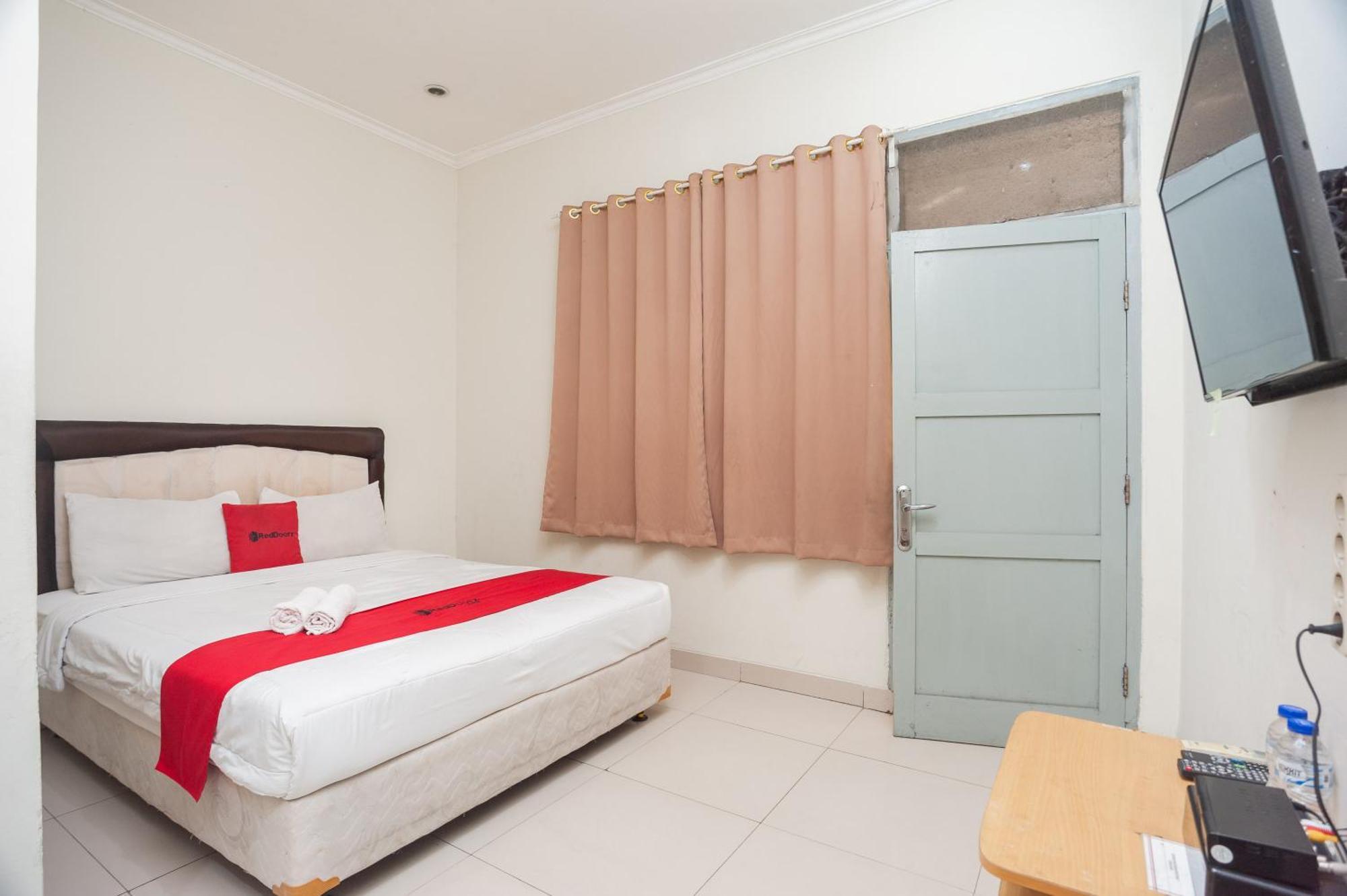 Reddoorz Plus Near Rs Pmi Bogor Exteriér fotografie