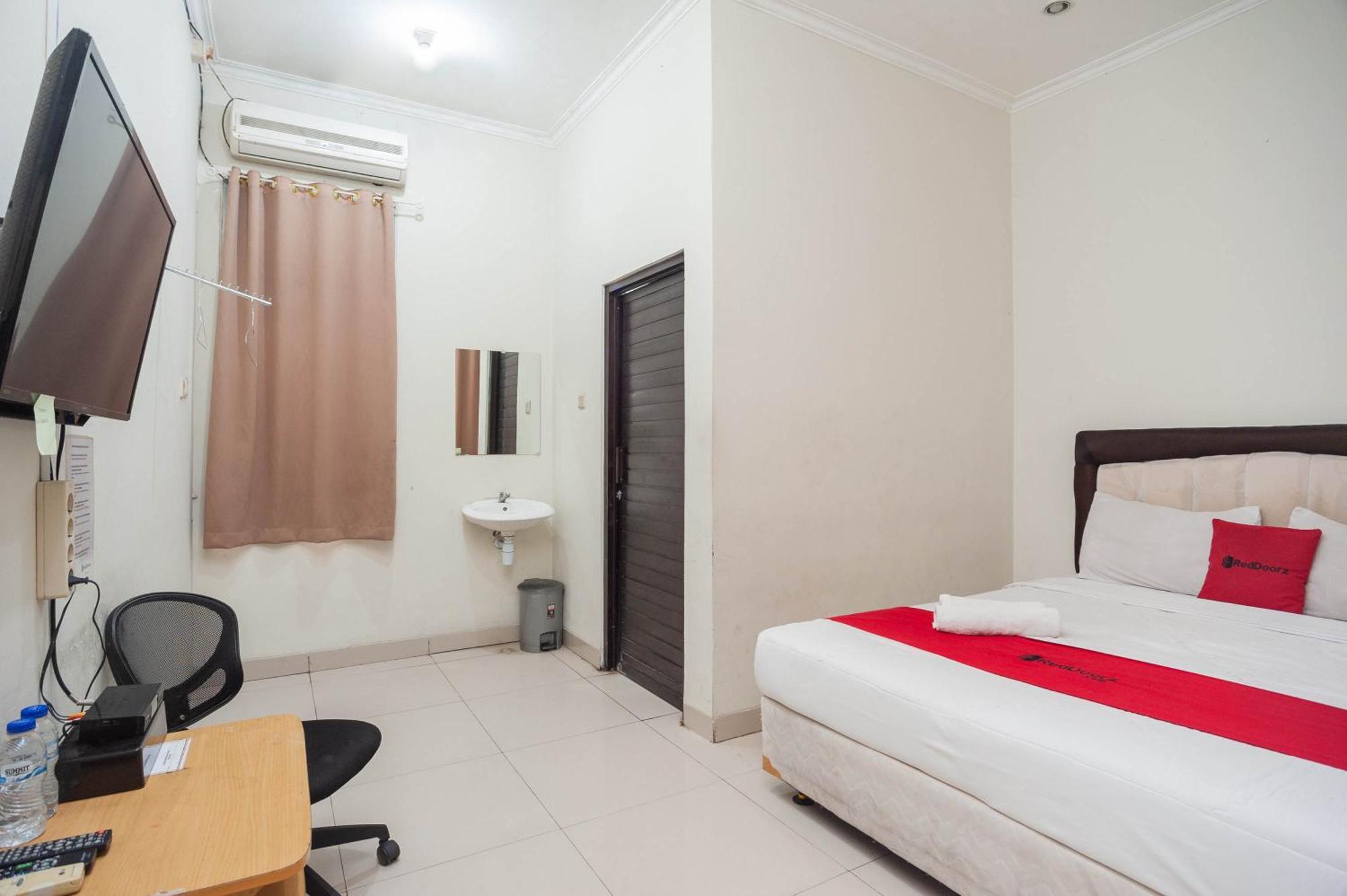 Reddoorz Plus Near Rs Pmi Bogor Exteriér fotografie